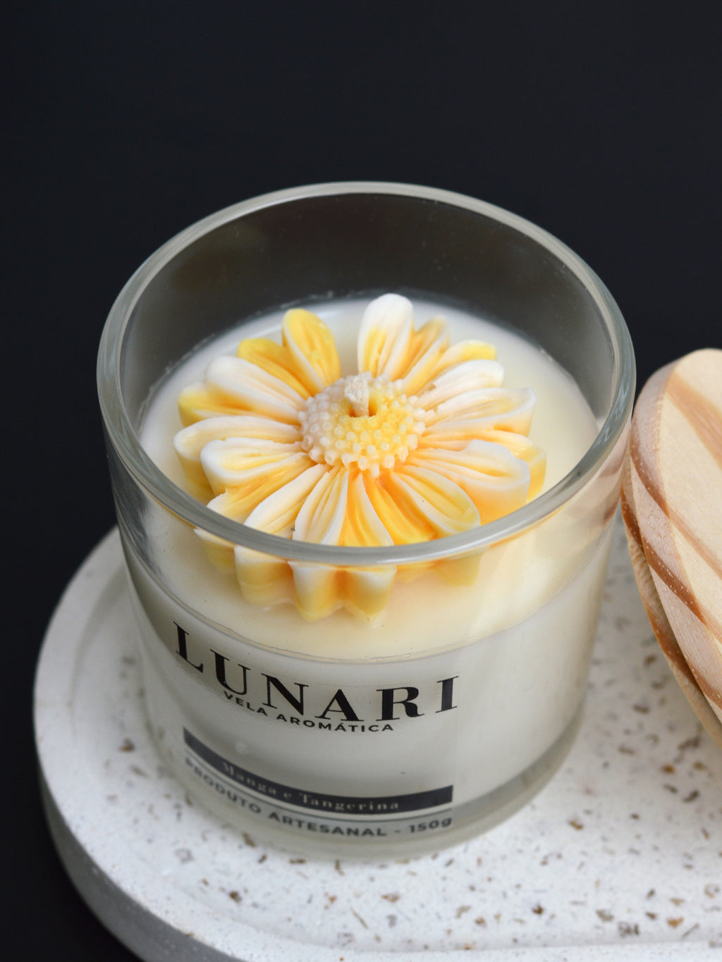 Vela Aromática Manga e Tangerina Flor Artesanal