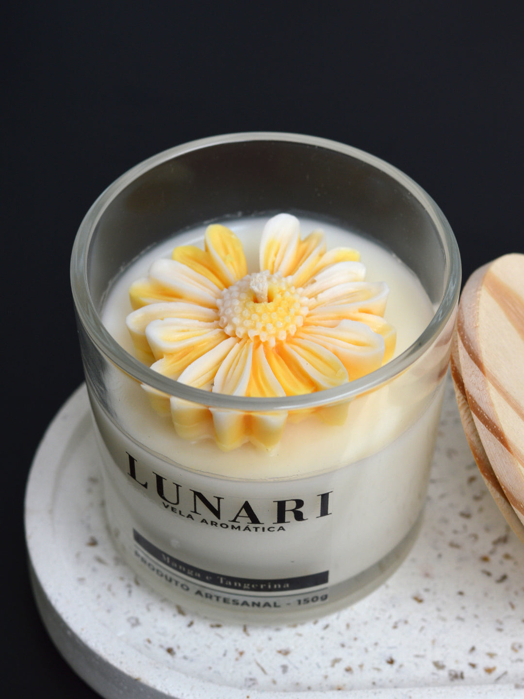 Vela Aromática Manga e Tangerina Flor Artesanal