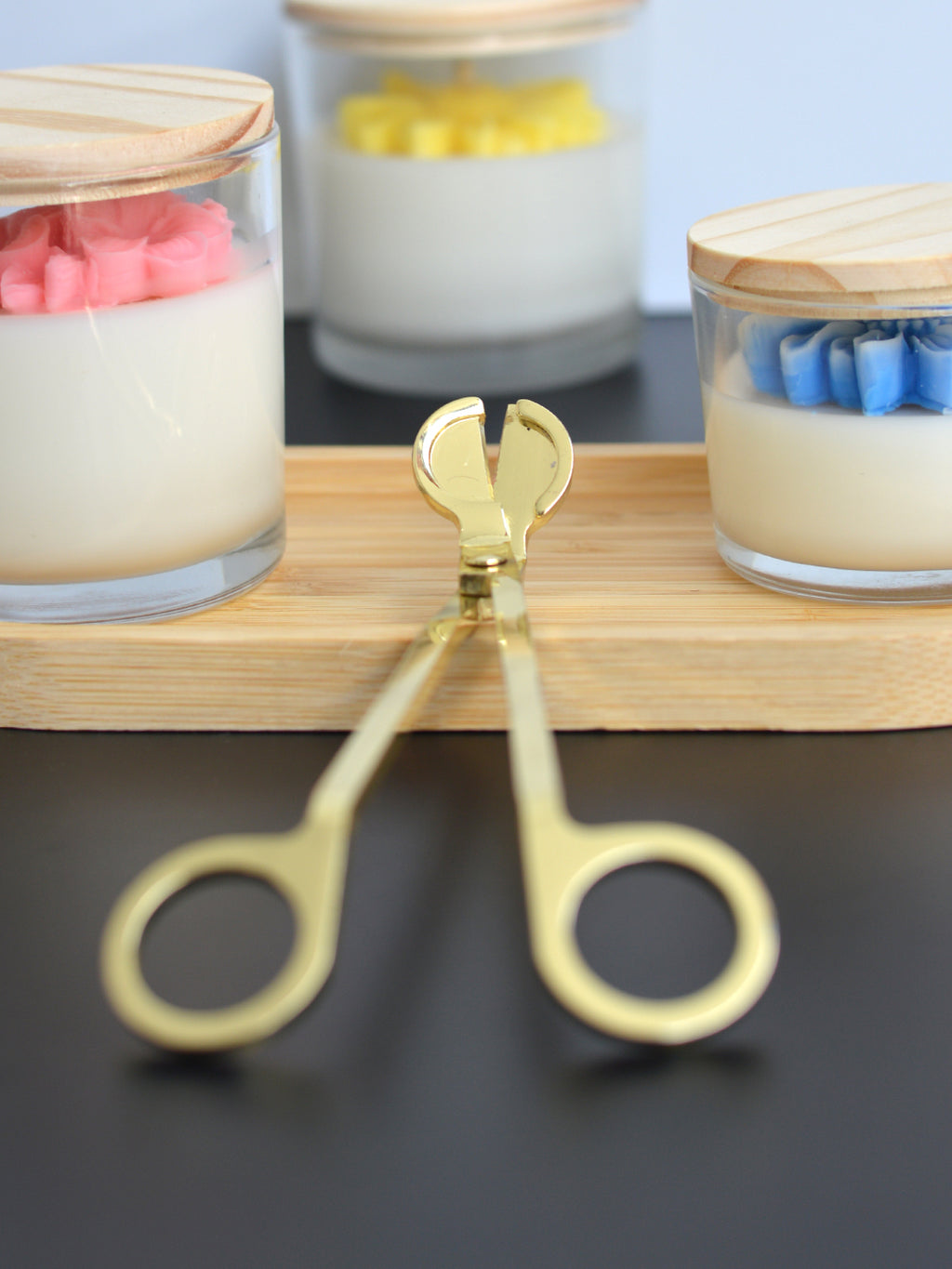 Aparador de Pavio Dourado Para Velas - Lunari Essence